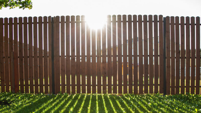 Residential Fencing – How to Choose the Right Type of Fencing for Your Home